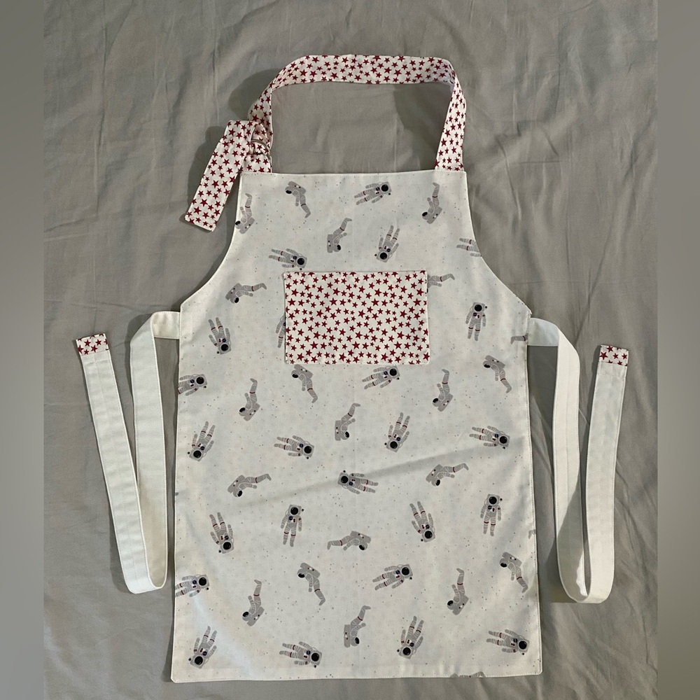 New Child Apron with Pocket - Reversible 2-Sided Custom Made Stars Astronauts